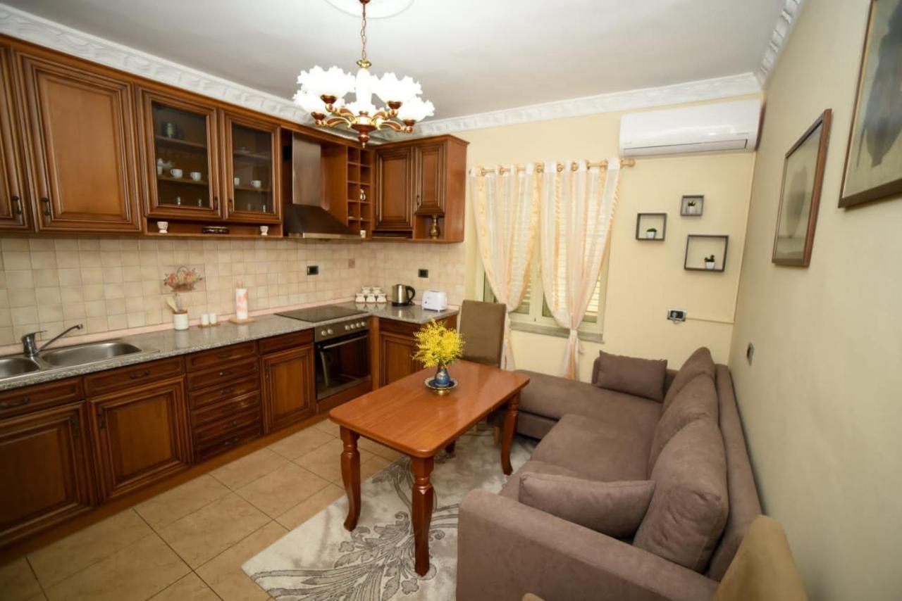 Amli Apartament Daire Tiran Dış mekan fotoğraf